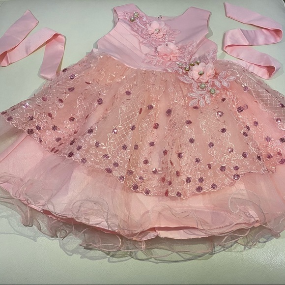 Birthday princess formal dress sparkly embroidered - Picture 5 of 9